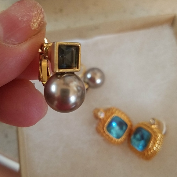 Two Pair of nice CLIP ons Designer - Picture 2 of 2